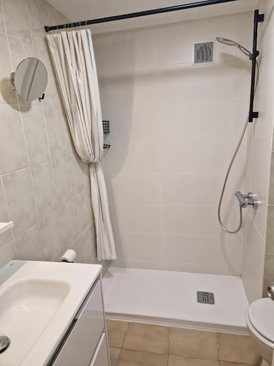 Sorrafina, Acogedor Apartamento En L'Estartit Con Piscina Y Parking Exterior photo